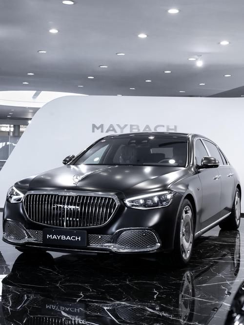 成都150岚图汽车的售后服务让用户无忧出行，迈巴赫未来的豪华车趋势