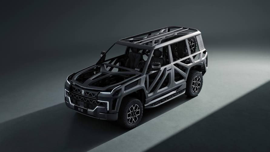 成都150仰望U8硬派越野的科技魅力，国能汽车对传统燃油车市场的冲击